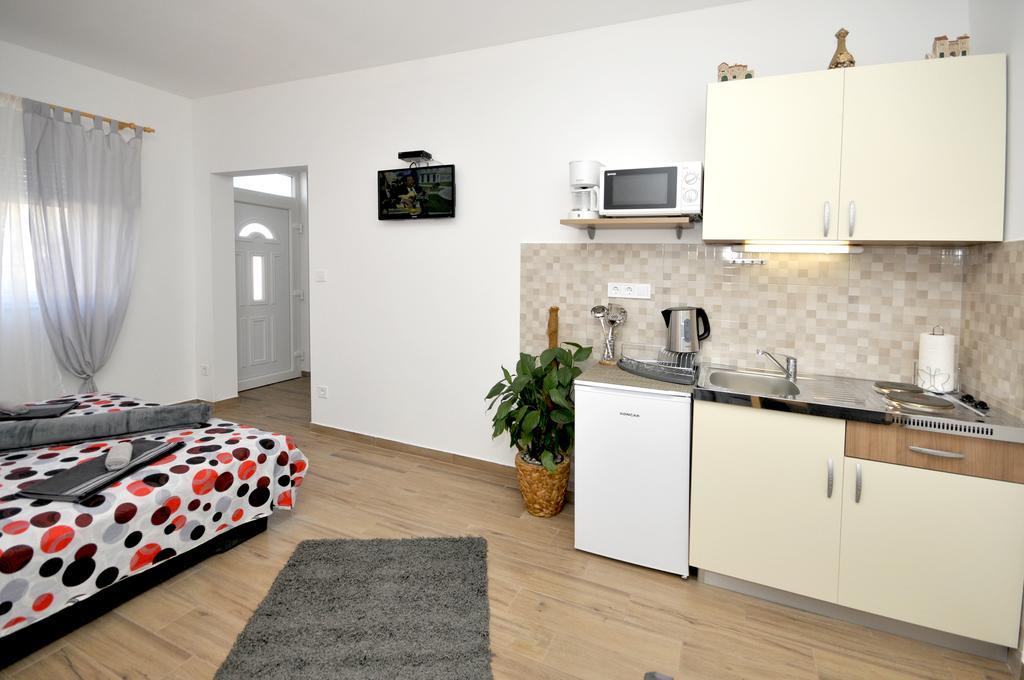 Apartments Josip Trogir Habitación foto