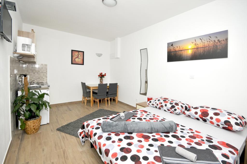 Apartments Josip Trogir Habitación foto